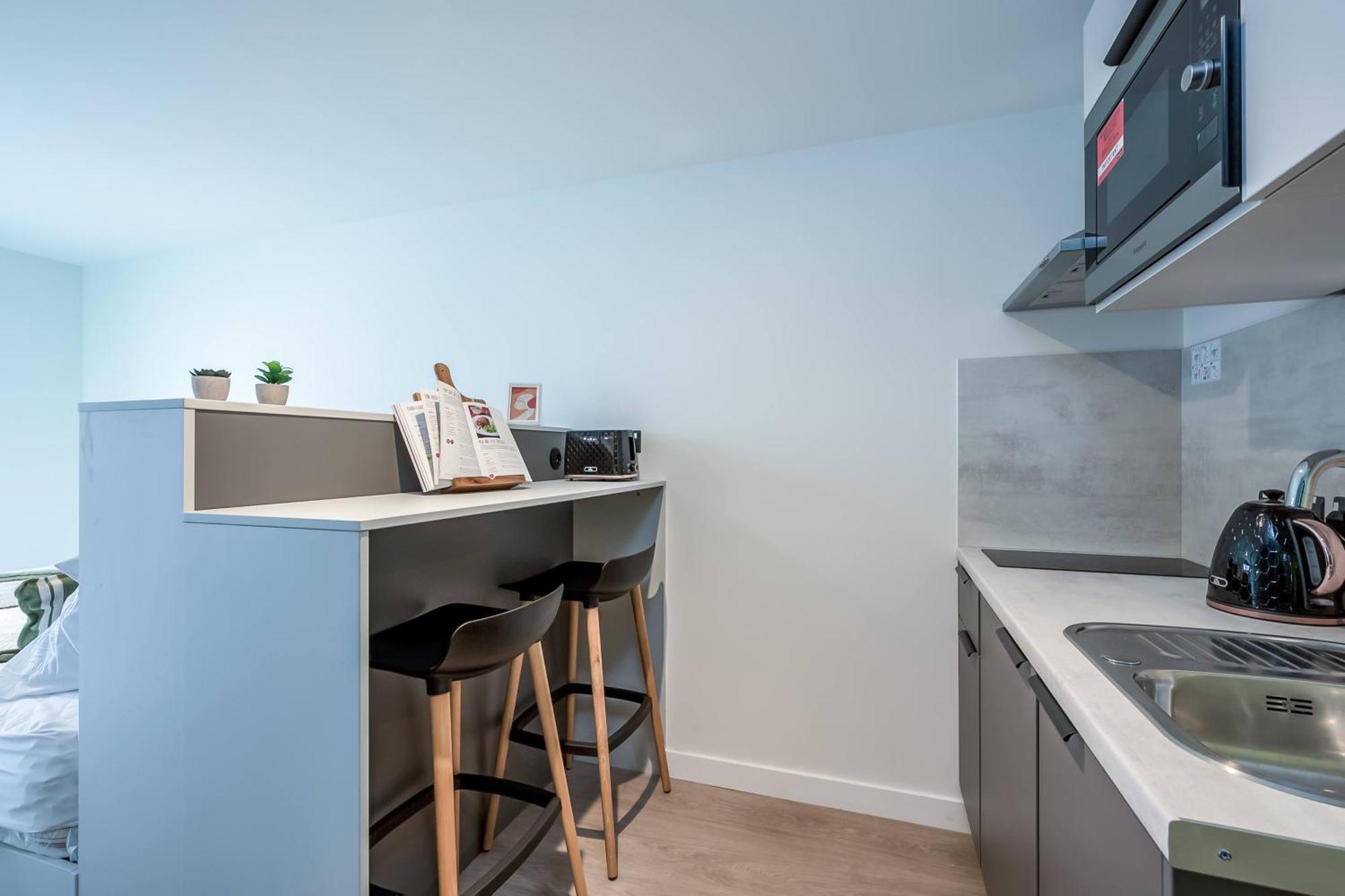 The Best Value Option For The City Centre - Non Students Welcome Belfast Exterior photo